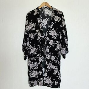 Women Spiritual Gangster Floral Black and White Grey Kimono Cardigan OS
